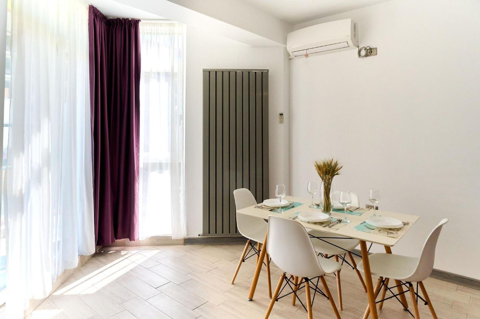 Evelyn'S Apartment Spa&Pool Beach Resort Mamaia Eksteriør bilde