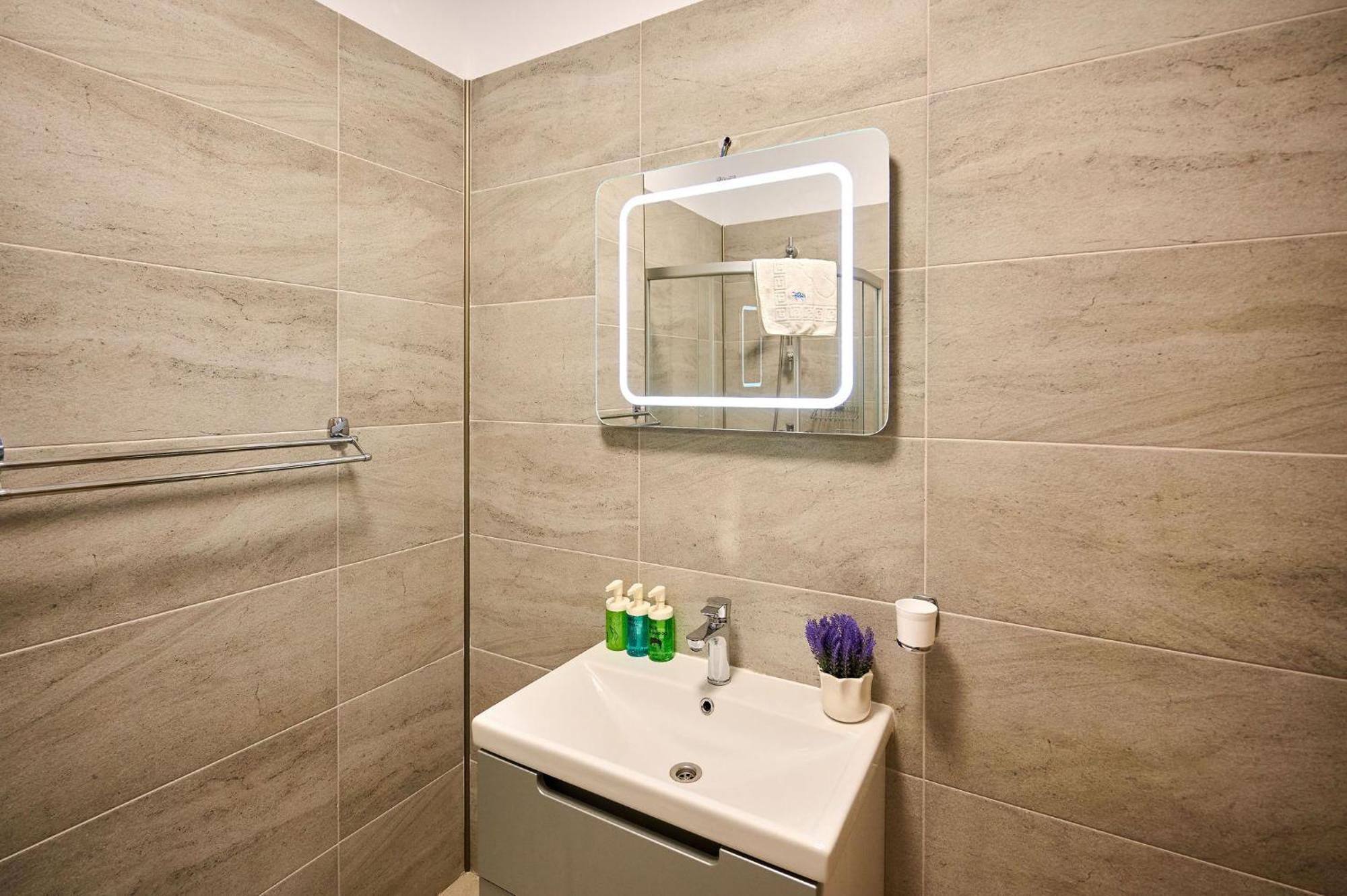 Evelyn'S Apartment Spa&Pool Beach Resort Mamaia Eksteriør bilde